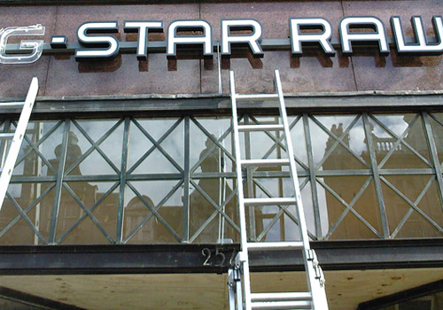 Example of Retail Sign in Edinburgh